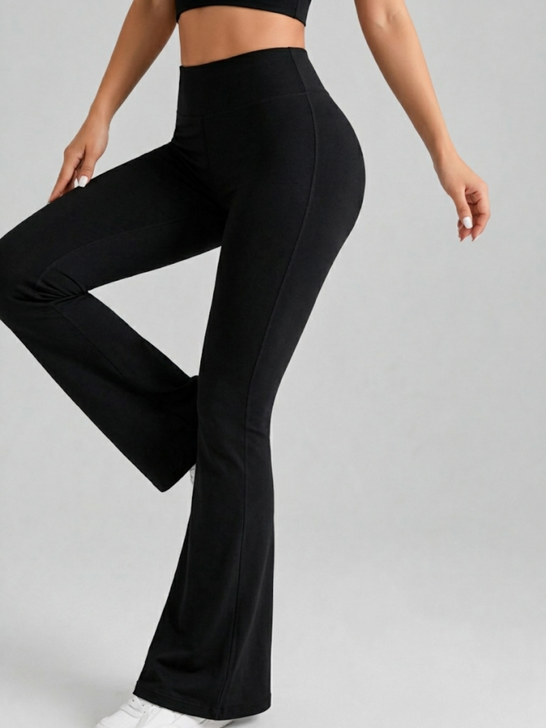 Flare Leggings With a Sculpting Effect